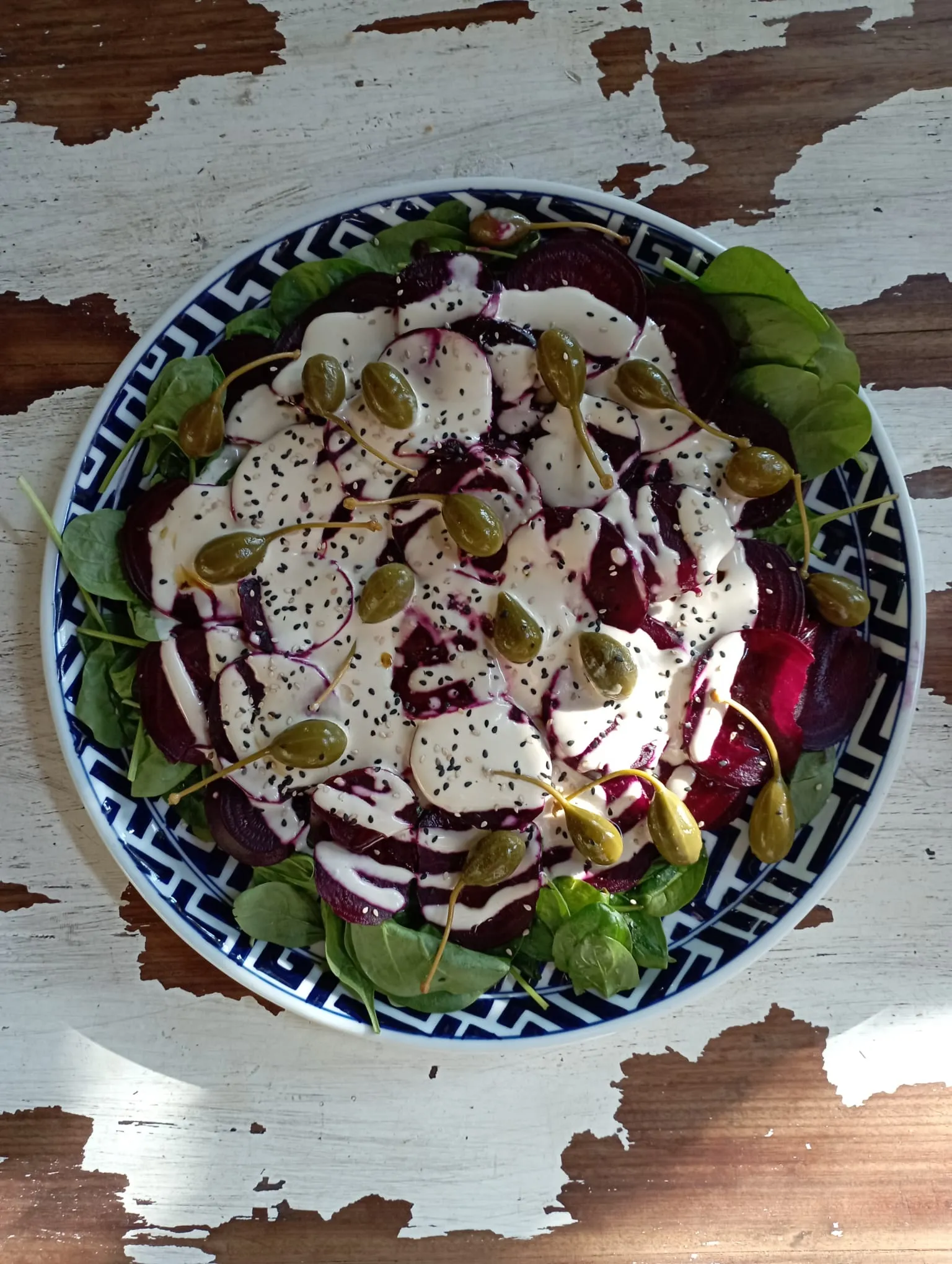 Plato de cocina consciente y de temporada